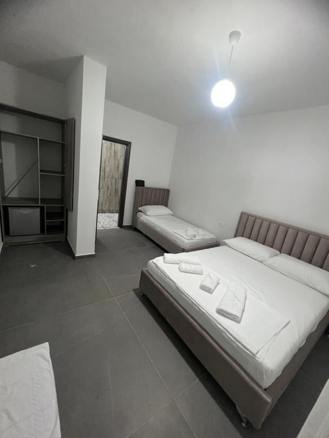 Villa Rreze Dielli Vlorë Exteriör bild