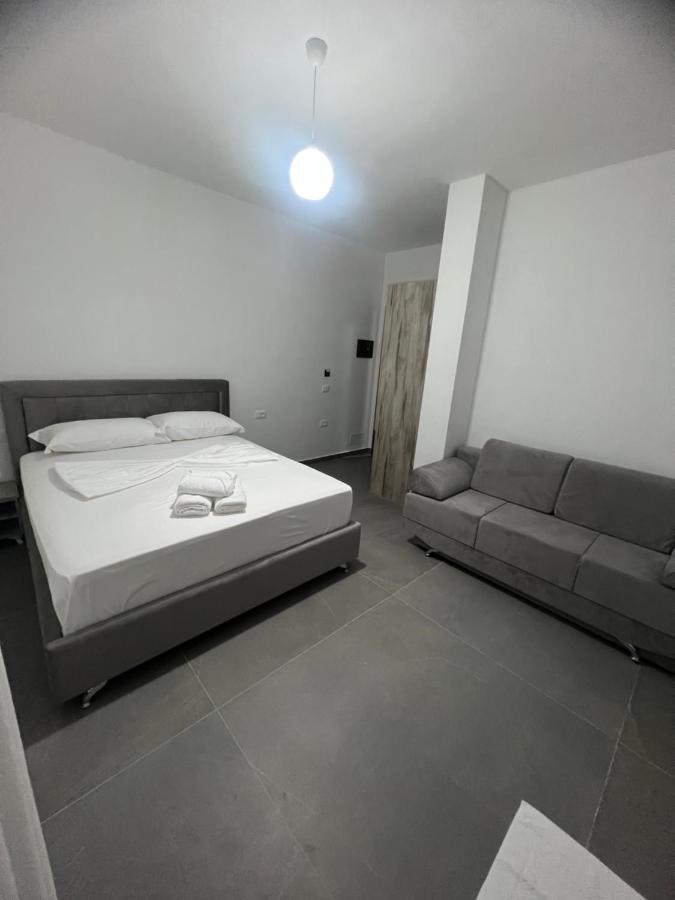 Villa Rreze Dielli Vlorë Exteriör bild
