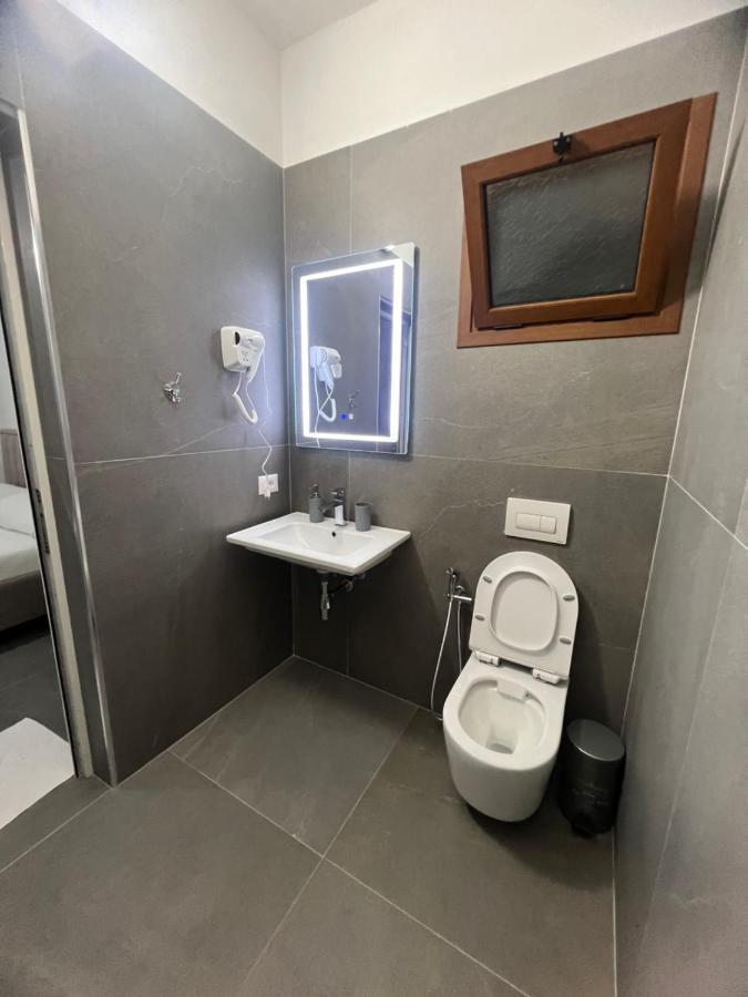 Villa Rreze Dielli Vlorë Exteriör bild