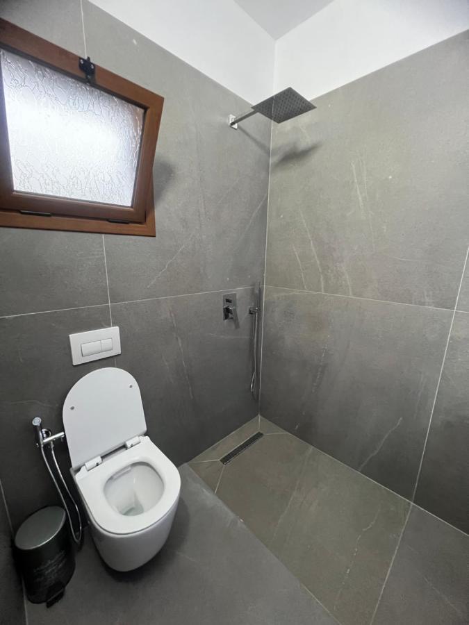 Villa Rreze Dielli Vlorë Exteriör bild